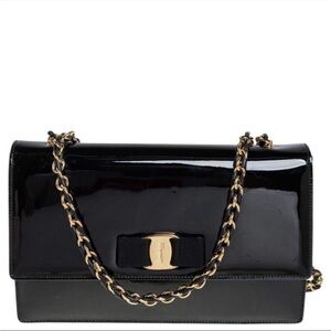 Salvatore Ferragamo Black Patent Leather Vara Bow Chain Shoulder Bag